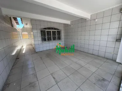 Sobrado com 3 Quartos para alugar, 200m² no Parque Maria Helena, Suzano
