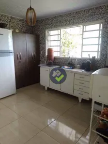 Fazenda/Sítio com 2 Quartos à venda, 160m² no Vila Avato, Agudos