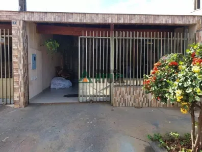 Casa com 3 Quartos à venda, 67m² no Conjunto Café, Londrina