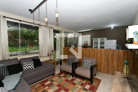 Casa com 3 Quartos à venda, 315m² no Chácara Seis de Outubro, São Paulo