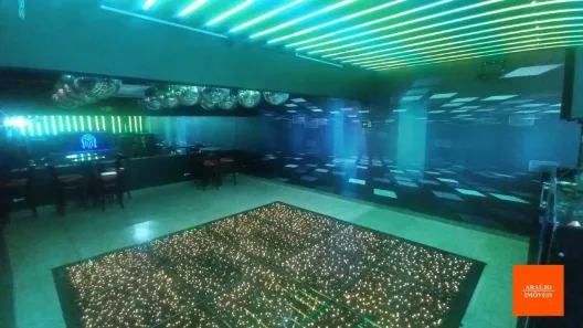 Ponto Comercial para alugar, 360m² no Santa Efigênia, Belo Horizonte