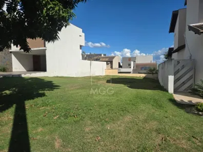 Lote/Terreno com 1 Quarto à venda, 360m² no Esperança, Londrina