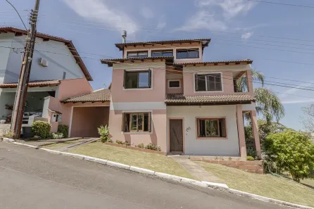 Casa de Condomínio com 4 Quartos à venda, 304m² no Cavalhada, Porto Alegre