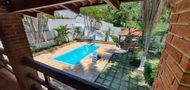 Fazenda/Sítio com 3 Quartos à venda, 406m² no Parque Industrial do Pinheirinho, Embu das Artes