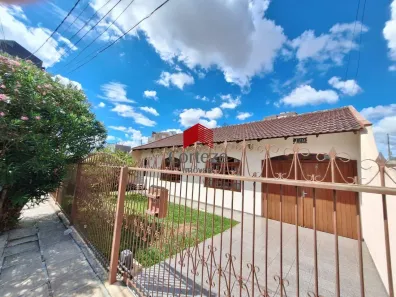 Casa com 5 Quartos à venda, 235m² no Centro, São José dos Pinhais