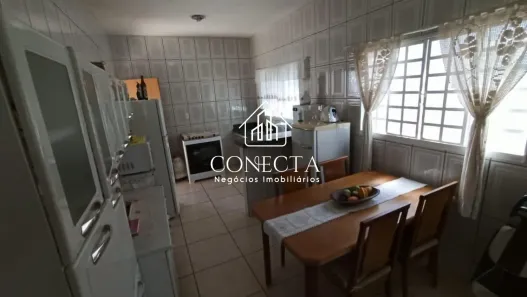 Casa com 3 Quartos à venda, 250m² no Jardim Patrícia, Uberlândia