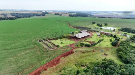 Fazenda/Sítio com 5 Quartos à venda, 115m² no Centro, Cascavel