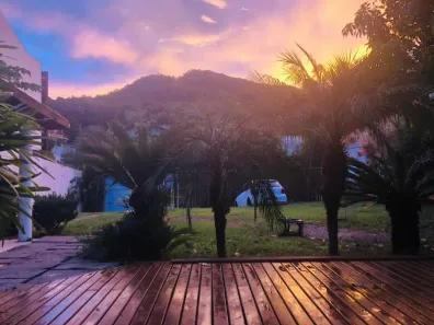 Casa com 3 Quartos à venda, 600m² no Lagoa da Conceição, Florianópolis