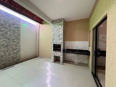 Casa com 3 Quartos à venda, 105m² no Novo Mundo, Uberlândia