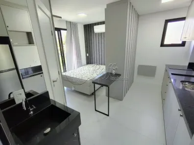 Apartamento com 1 Quarto para alugar, 25m² no Carvoeira, Florianópolis