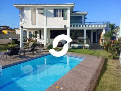 Casa com 4 Quartos à venda, 470m² no Camboinhas, Niterói