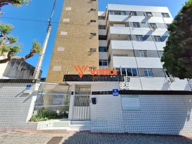 Apartamento com 3 Quartos para alugar, 115m² no Joaquim Távora, Fortaleza