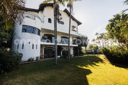 Casa com 5 Quartos à venda, 700m² no Vila Tramontano, São Paulo