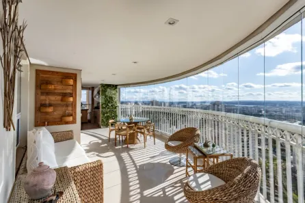 Apartamento com 4 Quartos à venda, 246m² no Vila Sofia, São Paulo