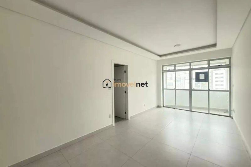 Apartamento com 3 quartos — Estoril, Belo Horizonte