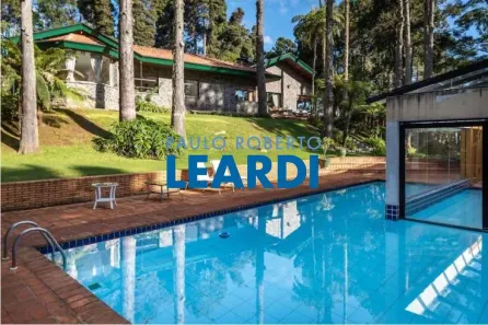 Fazenda/Sítio com 5 Quartos à venda, 980m² no Serra Azul, Campos do Jordão