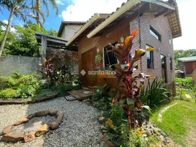 Casa com 2 Quartos à venda, 90m² no Pântano do Sul, Florianópolis