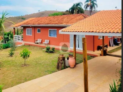 Casa com 3 Quartos à venda, 150m² no , Santo Antônio do Pinhal