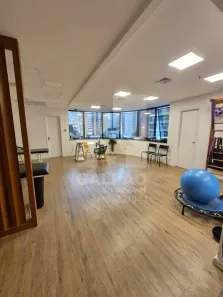 Sala Comercial para venda ou aluguel, 44m² no Indianópolis, São Paulo