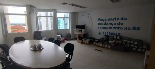 Sala Comercial com 8 Quartos à venda, 200m² no Centro Histórico, Porto Alegre