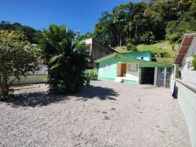 Casa com 3 Quartos à venda, 70m² no São Pedro, Brusque