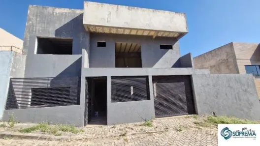Sobrado com 4 Quartos à venda, 200m² no Setor Habitacional Arniqueira, Brasília