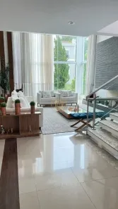 Casa com 4 Quartos à venda, 500m² no Campo Comprido, Curitiba