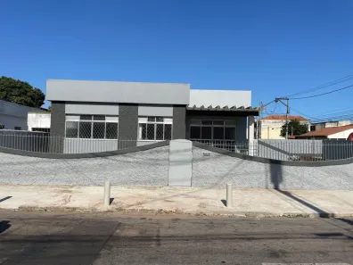 Casa com 3 Quartos para alugar, 264m² no Parque Corrientes, Campos dos Goytacazes