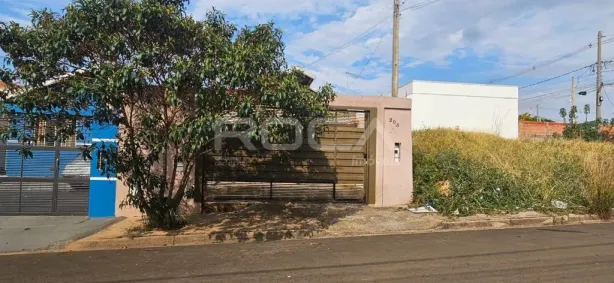 Casa com 2 Quartos à venda, 43m² no Jardim Araucária, São Carlos