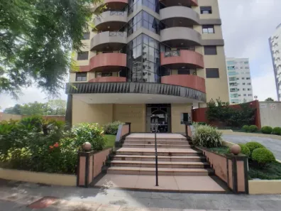 Apartamento com 3 Quartos para alugar, 172m² no Atiradores, Joinville