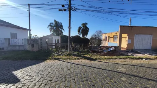 Lote/Terreno à venda, 425m² no Olarias, Ponta Grossa