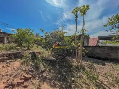 Lote/Terreno à venda, 300m² no Bom Pastor, Divinópolis