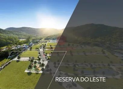 Lote/Terreno à venda, 370m² no Rio Tavares, Florianópolis