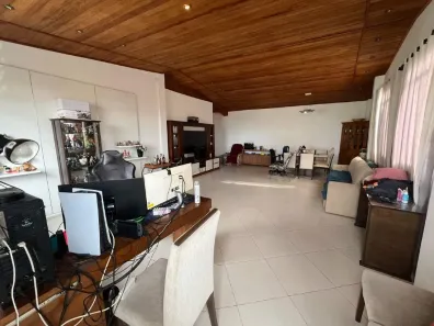 Casa com 3 Quartos à venda, 180m² no Concórdia, Belo Horizonte