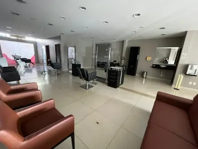 Ponto Comercial para alugar, 155m² no Costa do Sol, Macaé