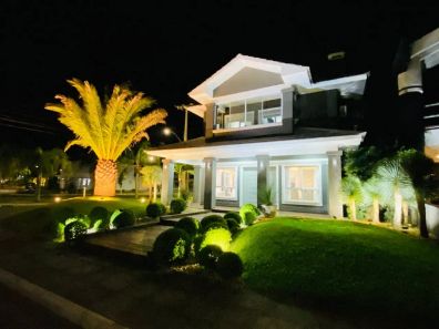 Casa de Condomínio com 4 Quartos à venda, 290m² no Zona Nova, Capão da Canoa