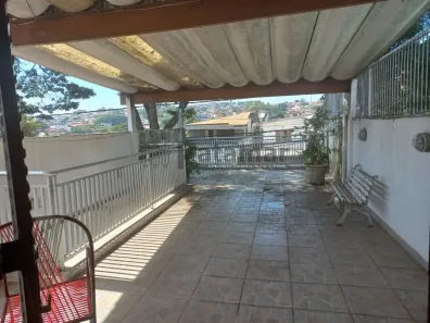 Sobrado com 3 Quartos à venda, 180m² no Vila Pirajussara, São Paulo
