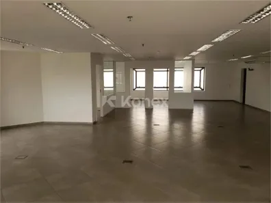 Sala Comercial à venda, 90m² no Água Branca, São Paulo