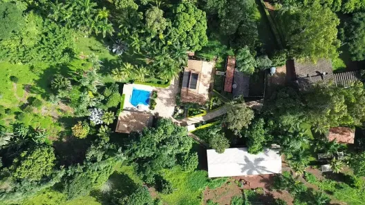 Fazenda/Sítio com 3 Quartos à venda, 360m² no Centro, Goianira