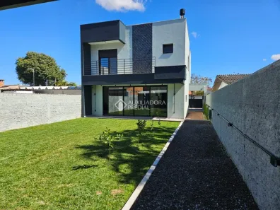 Casa com 4 Quartos à venda, 240m² no Centro, Guaíba