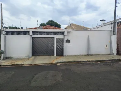 Casa com 3 Quartos à venda, 228m² no Vila Vieira (Vila Xavier), Araraquara