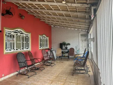 Casa com 3 Quartos à venda, 180m² no Taguatinga Norte, Brasília