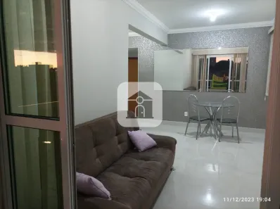 Apartamento com 3 Quartos à venda, 79m² no Segismundo Pereira, Uberlândia