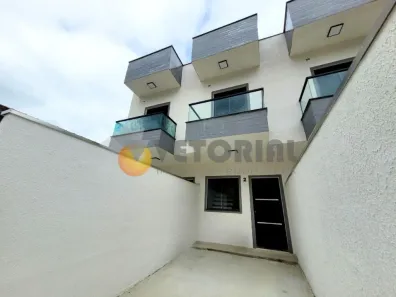 Sobrado com 2 Quartos para alugar, 75m² no Estância Balneária Hawai, Caraguatatuba