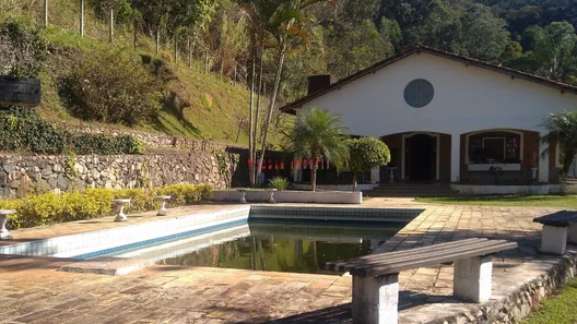 Fazenda/Sítio com 3 Quartos à venda, 300m² no Centro, Vargem
