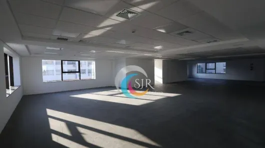 Sala Comercial para alugar, 301m² no Pinheiros, São Paulo