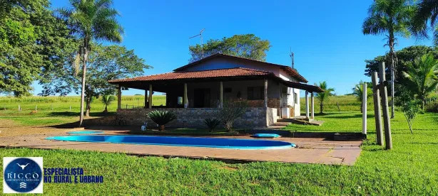 Fazenda/Sítio com 4 Quartos à venda, 2m² no Jardim Floresta, Trindade
