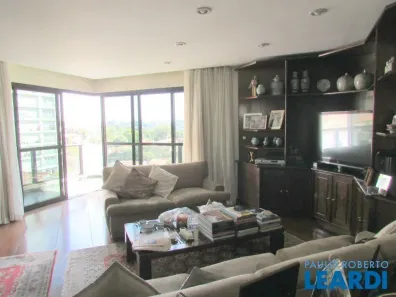 Apartamento com 3 Quartos à venda, 222m² no Higienópolis, São Paulo