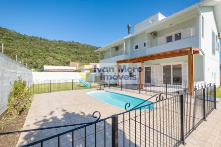 Casa com 5 Quartos à venda, 304m² no Ponta das Canas, Florianópolis