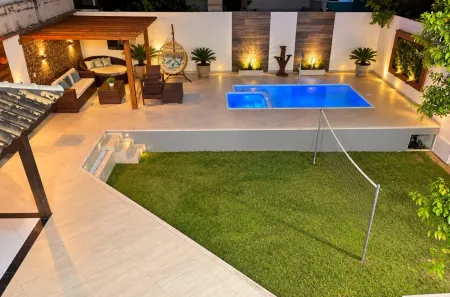 Casa com 3 Quartos à venda, 250m² no Novo Horizonte, Macaé